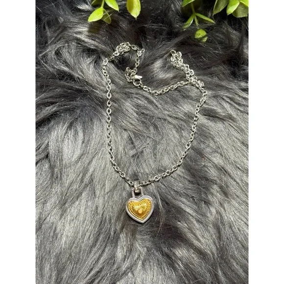 Silver/Gold Heart Necklace (n1) - Picture 5 of 8